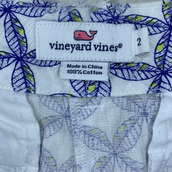 Vineyard Vines Dayboat Leaf Print Ocean Reef Short - Picture 8 of 8
